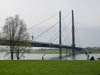 Düsseldorf, Rheinkniebrücke